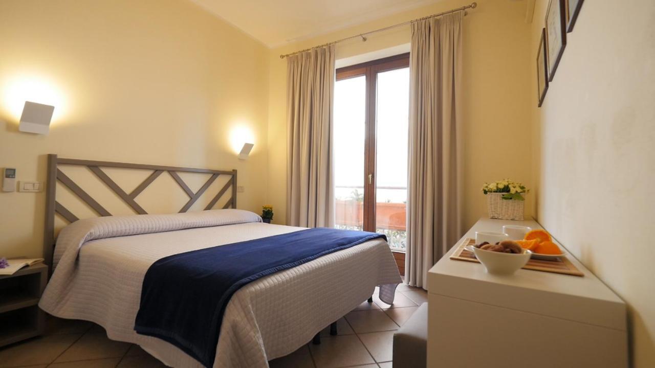 كاستيغليون ديلا بيسكايا Residenza Turistico Alberghiera Corallo المظهر الخارجي الصورة